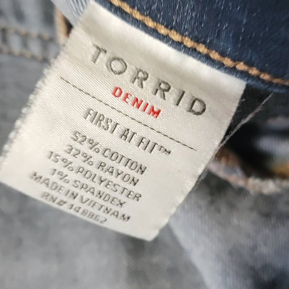 Torrid Super Comfy Stretch Jean Jegging Size 22 - Picture 3 of 14